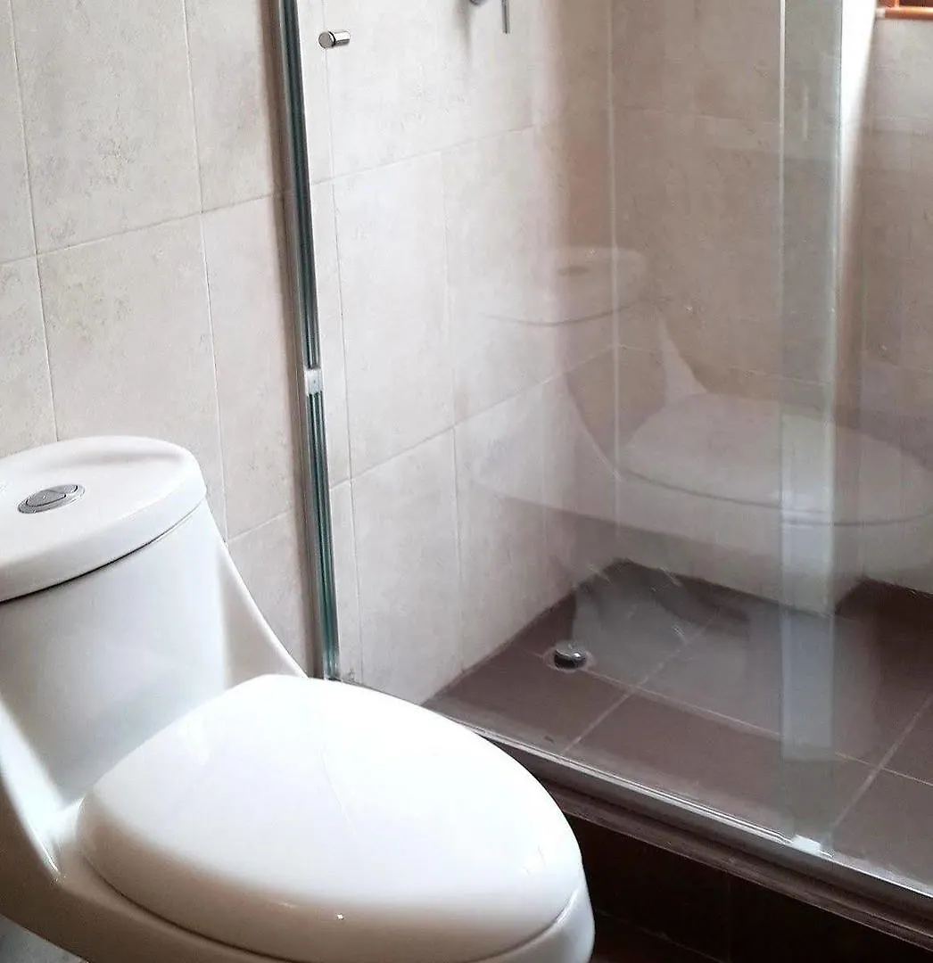 Pepe'S House Cuenca I Hotel & Boutique Hostel